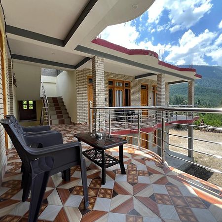 Отель Golden Luck Mann Cafe Kalgha Экстерьер фото